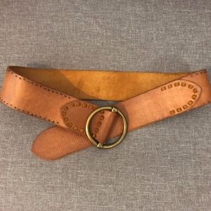 LUCKY BRAND Leather belt with brass buckle